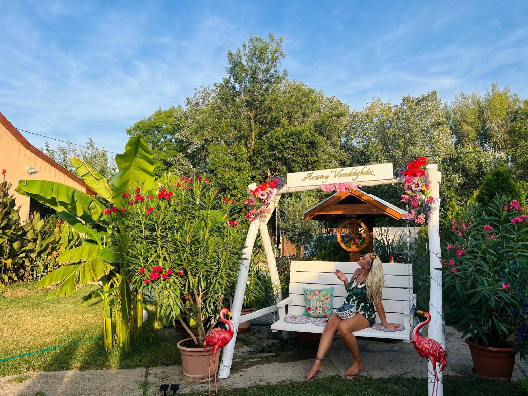 Arany Vendeghaz Villa Szarvas Exterior photo